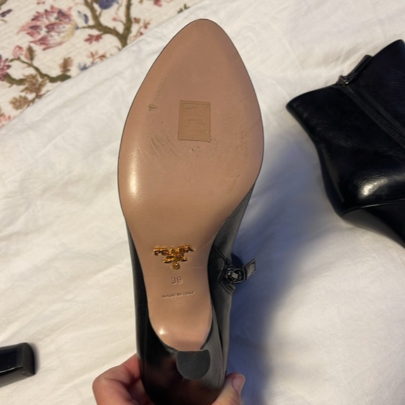 Worn once, PRADA leather booties - Picture 6 of 8